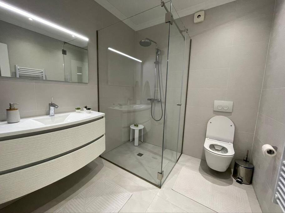 Modern 2Bdrm Apt Luxeview4- Seaview Dubrovnik Bagian luar foto